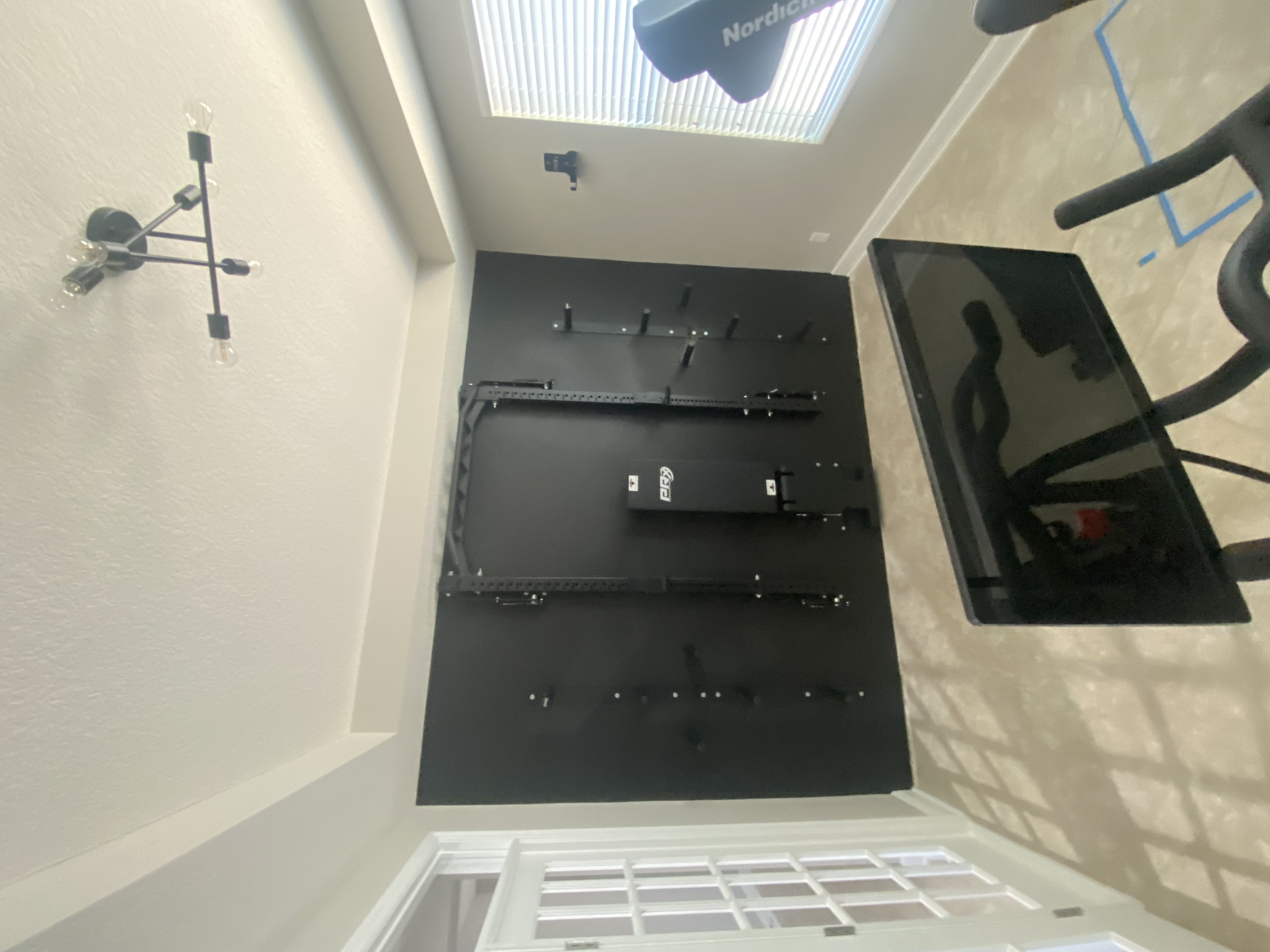 TV mounting and installation in Clermont FL